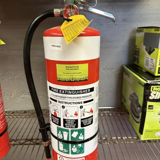 FireWorld Fire Extinguisher - 4.5Kg ABE Powder Type Stored Pressure